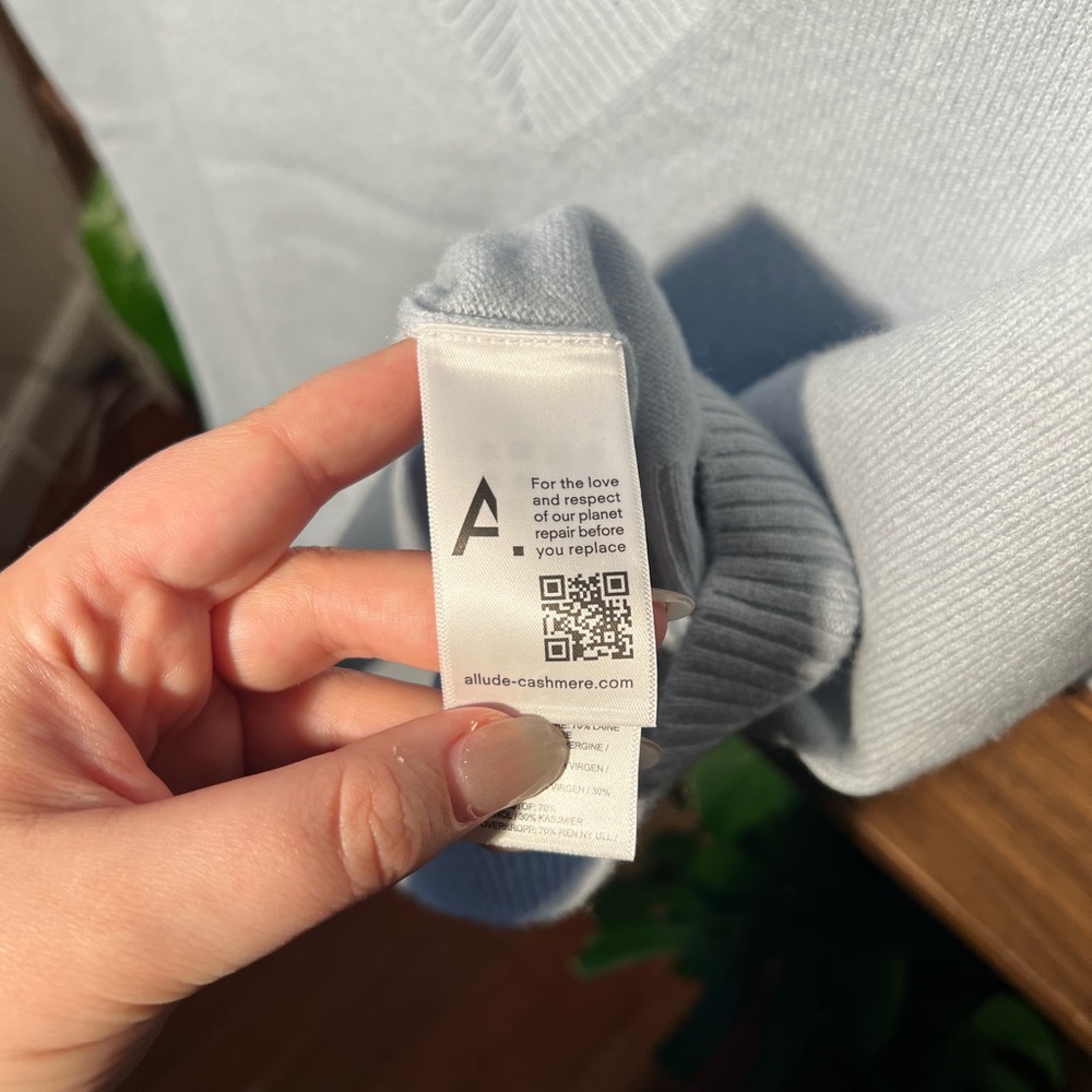 Allude Baby Blue Sweater - Picture 3 of 5
